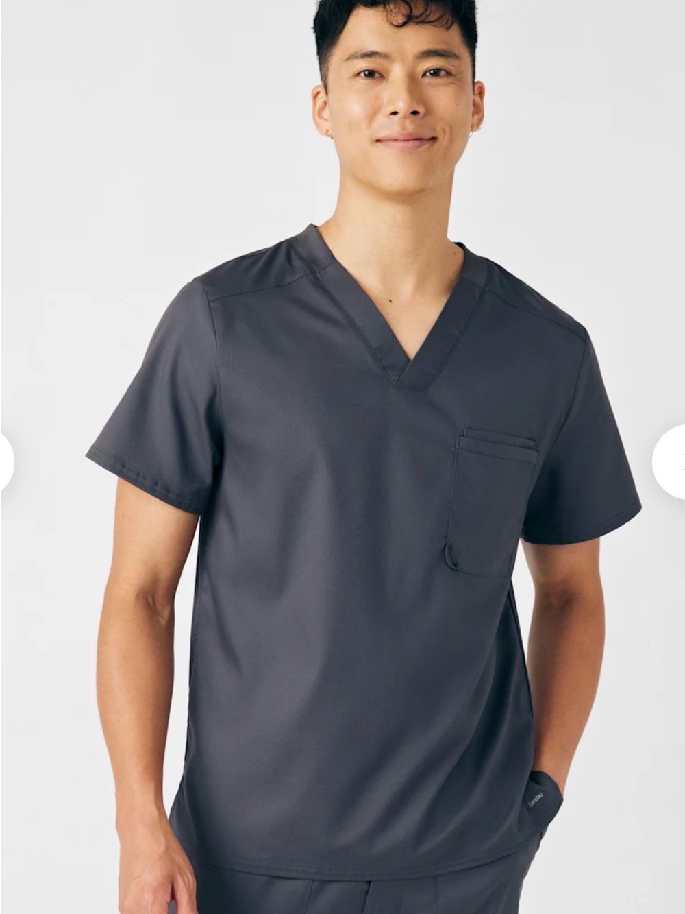 NWT Landau ProFlex Men’s 2-Pocket V-Neck Scrub Top L Graphite